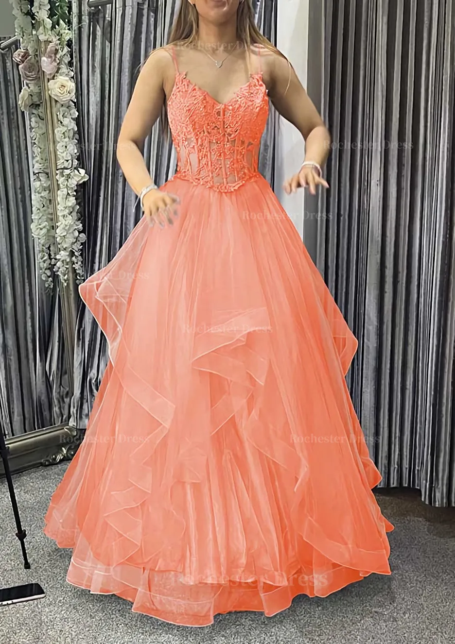 A-line V Neck Sleeveless Long/Floor-Length Tulle Charmeuse Prom Dress With Appliqued Lace