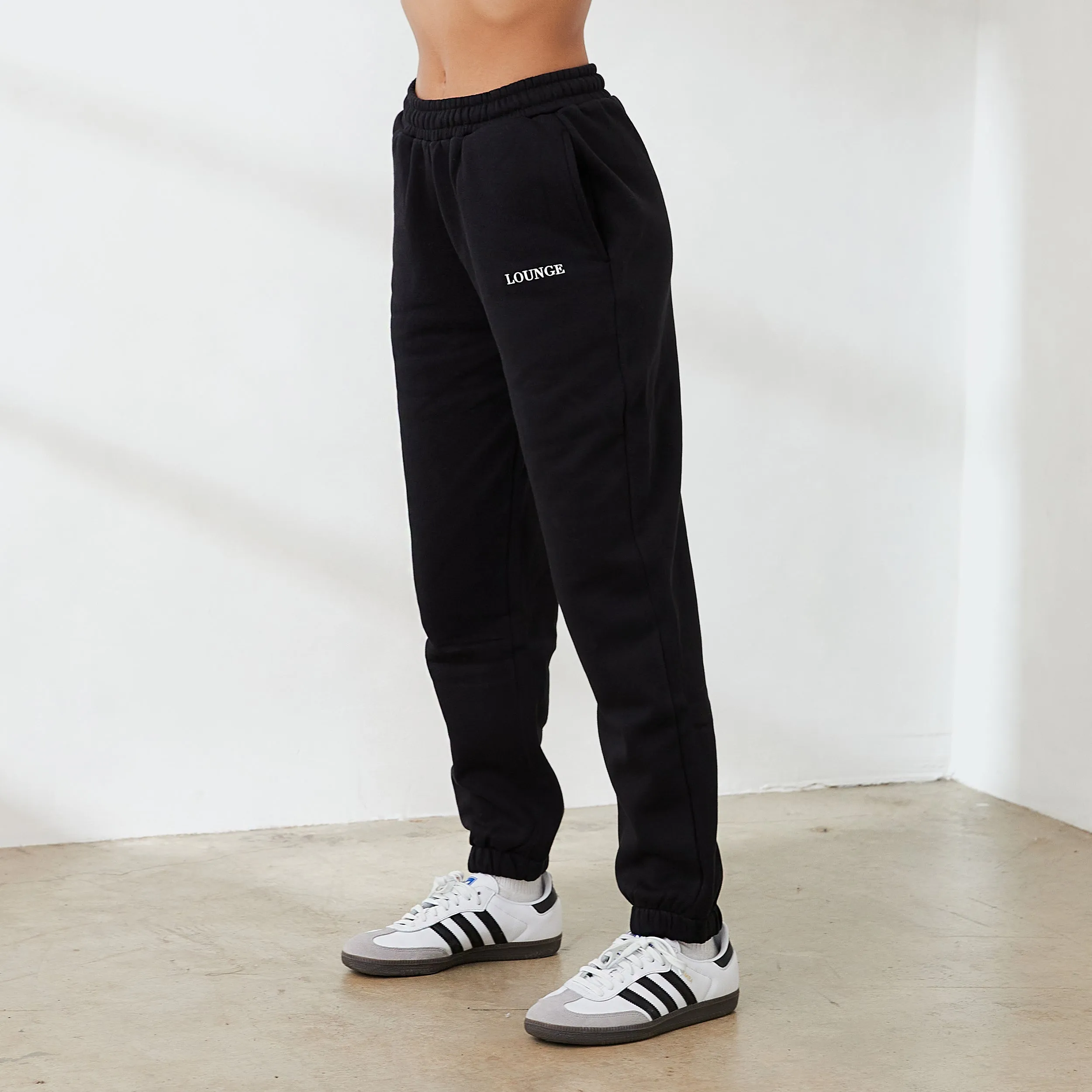 Essential Sweatpants - Black