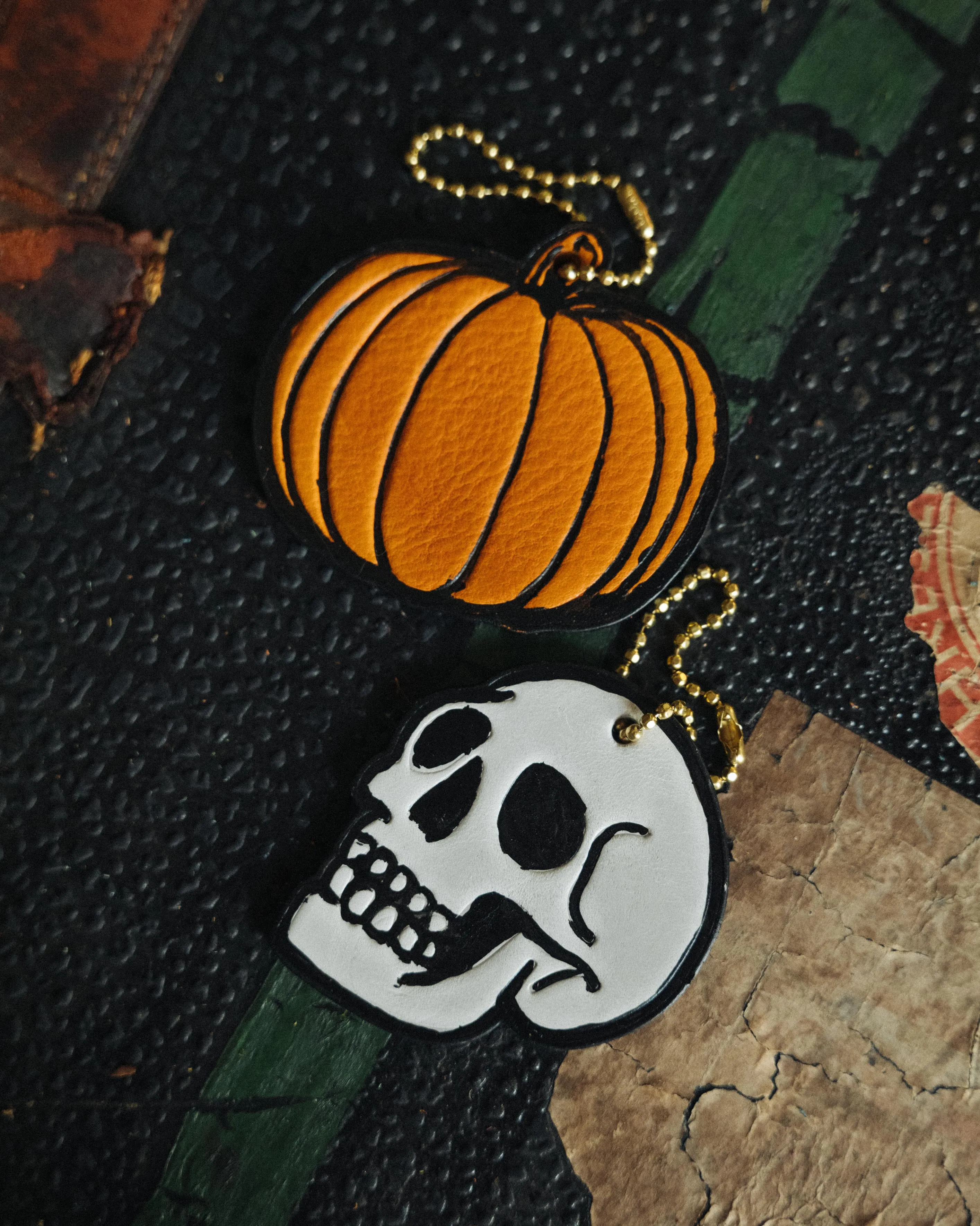 Hand Painted Leather Skull Tag