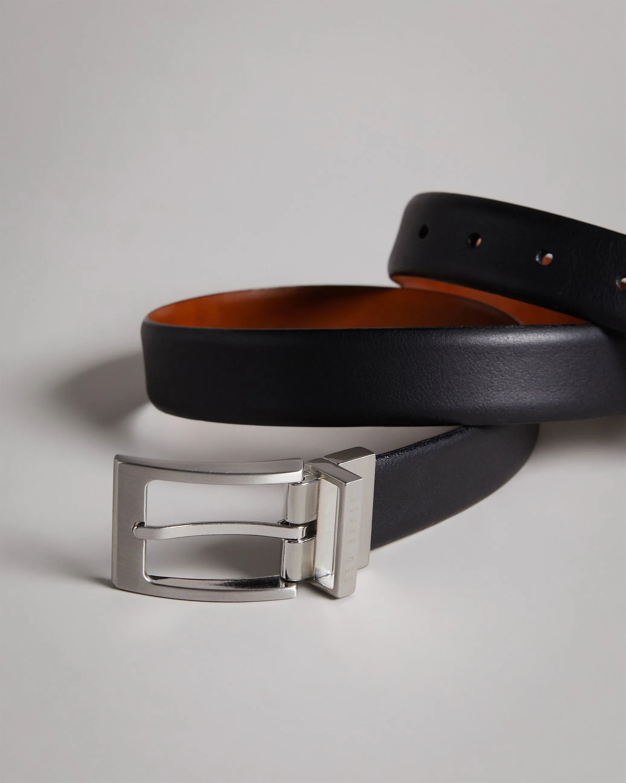 Karmer Reversible Leather Belt Black