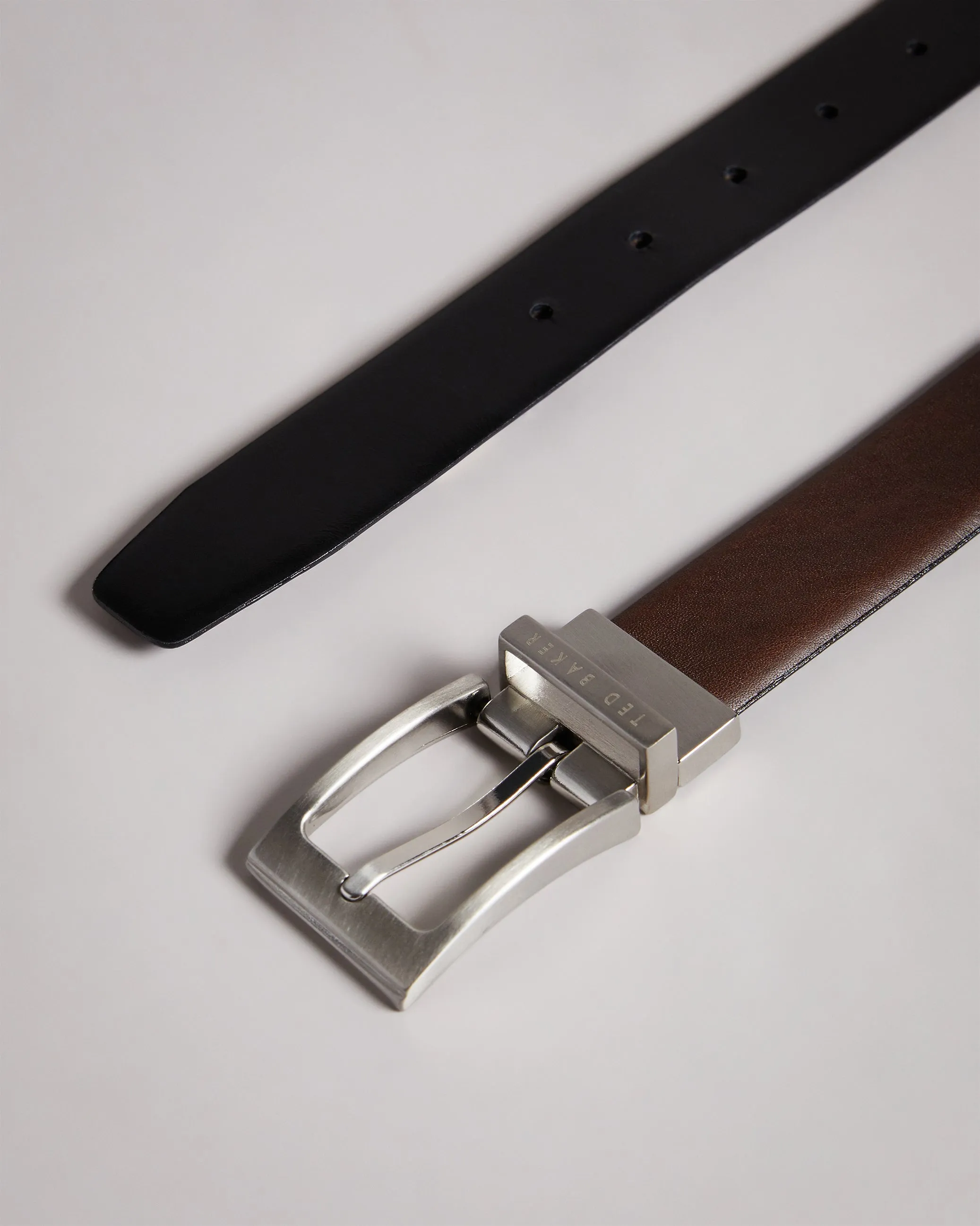 Karmer Reversible Leather Belt Xchocolate