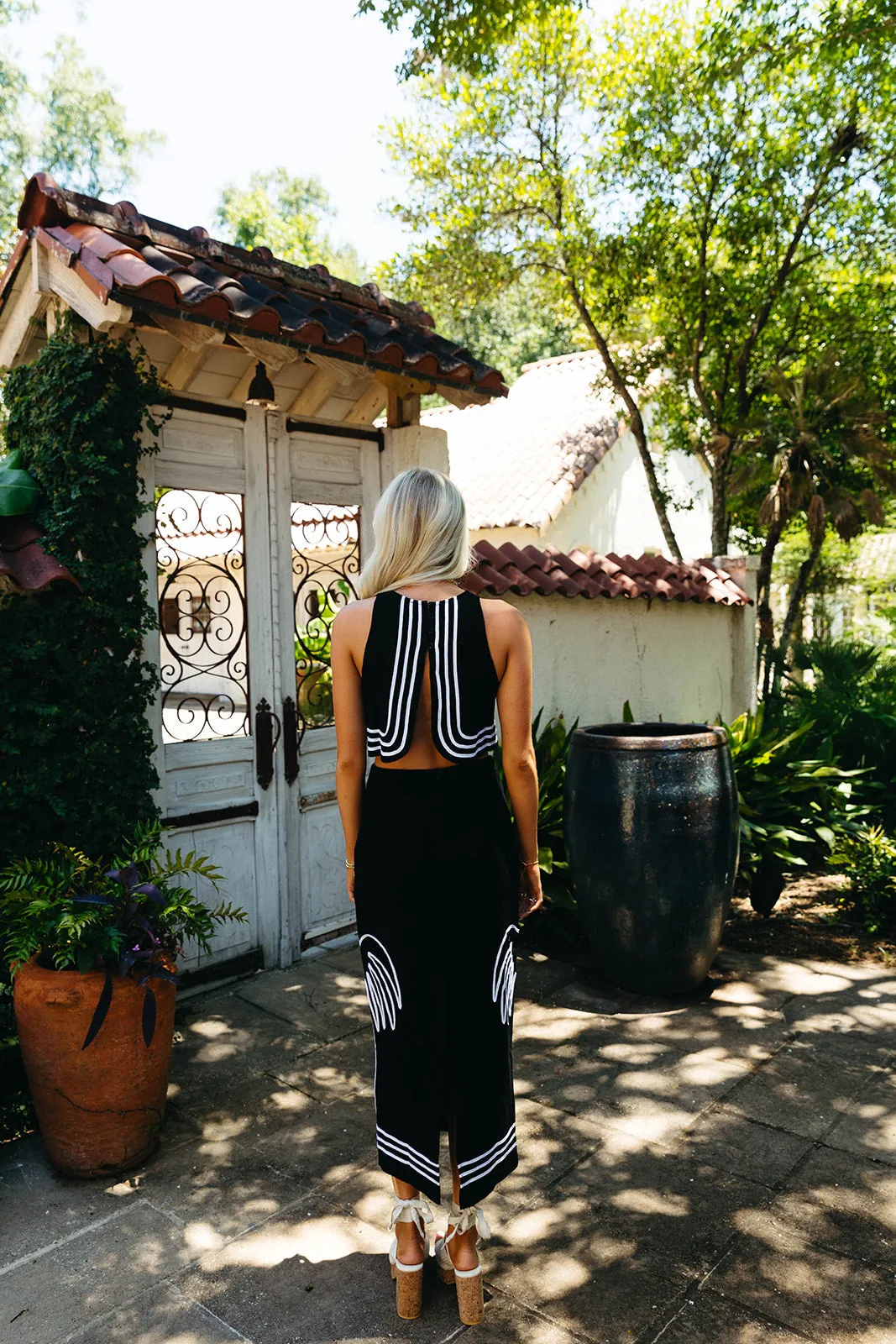 On Island Time Maxi Skirt - Black/White