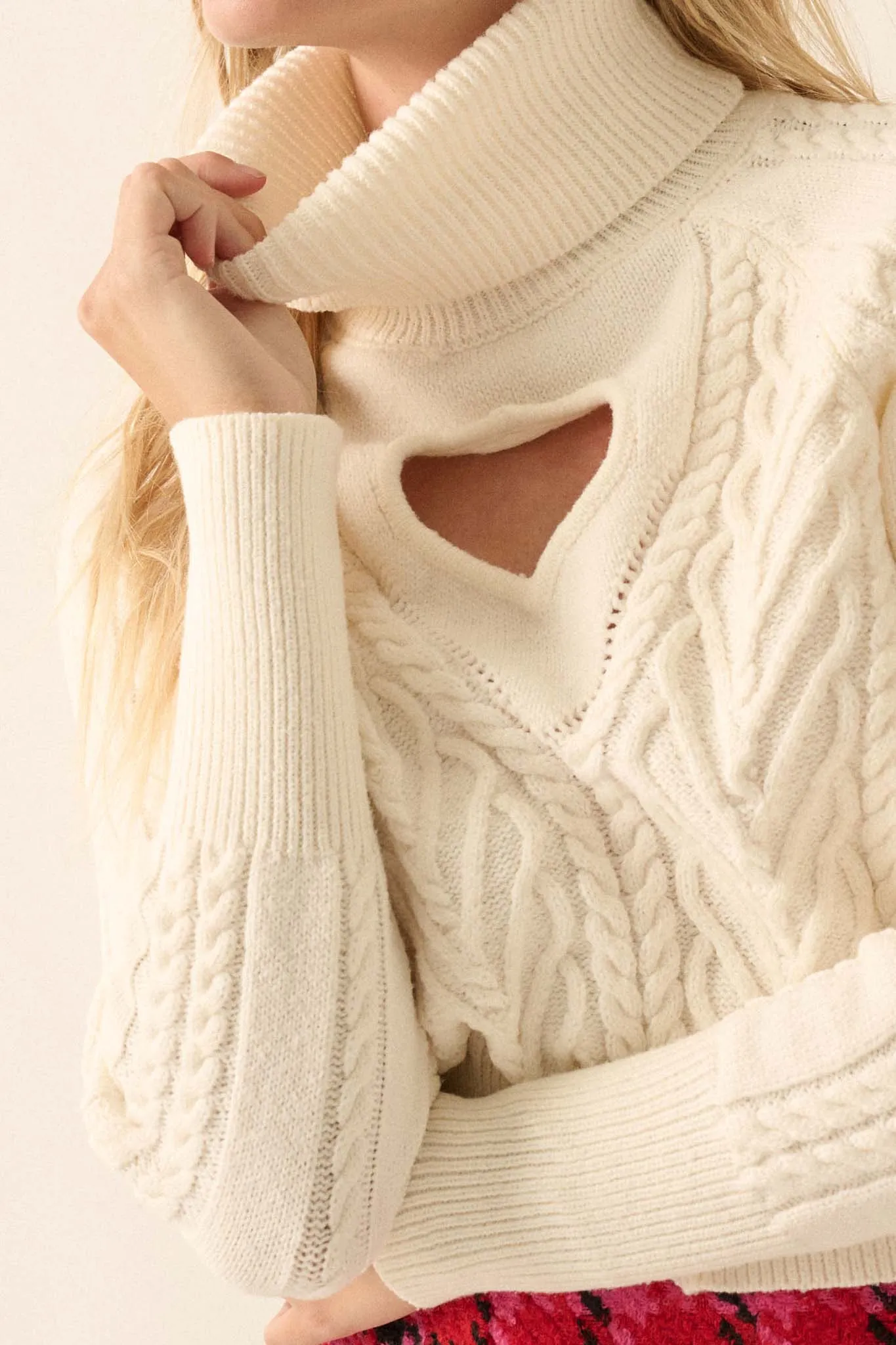 Open Heart Keyhole Cable Knit Turtleneck Sweater