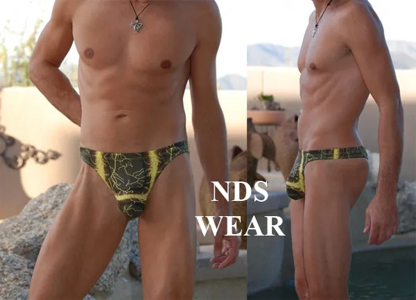 Stylish and Comfortable Lightning Men's Thong for the Modern Gentleman