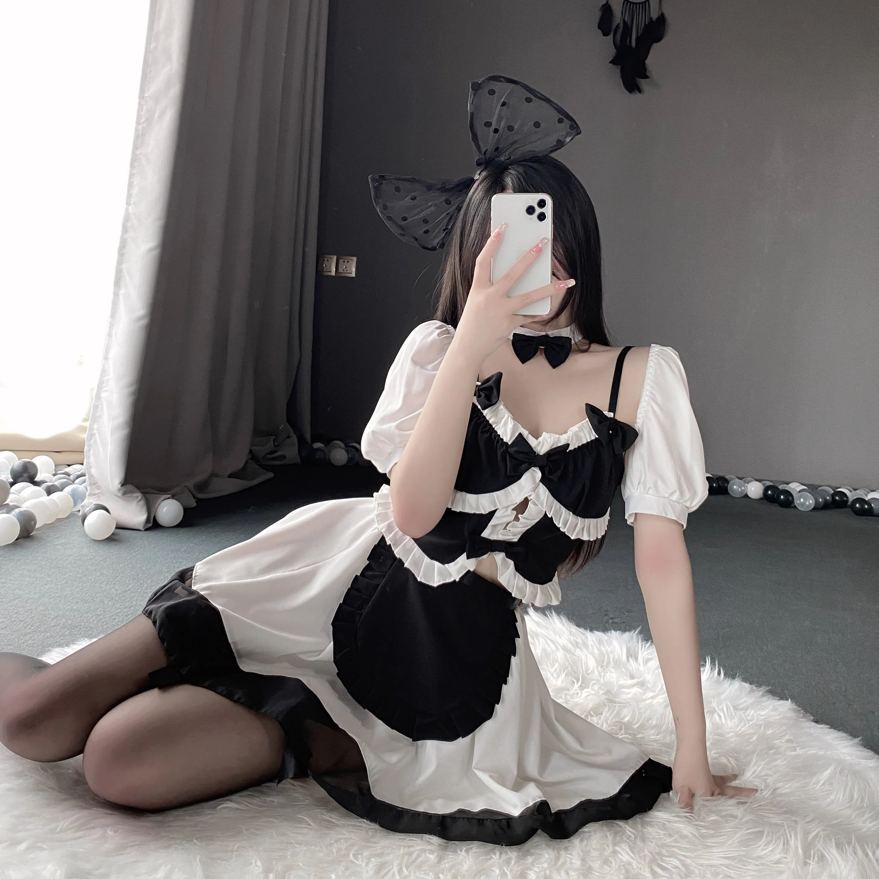 T-2538  Cute soft girl Japanese black and white maid maid suit cos Lolita